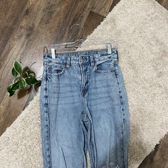 American Eagle 4 Regular Distressed Retro Mom Straight High Rise Ankle Jeans - Picture 2 of 7